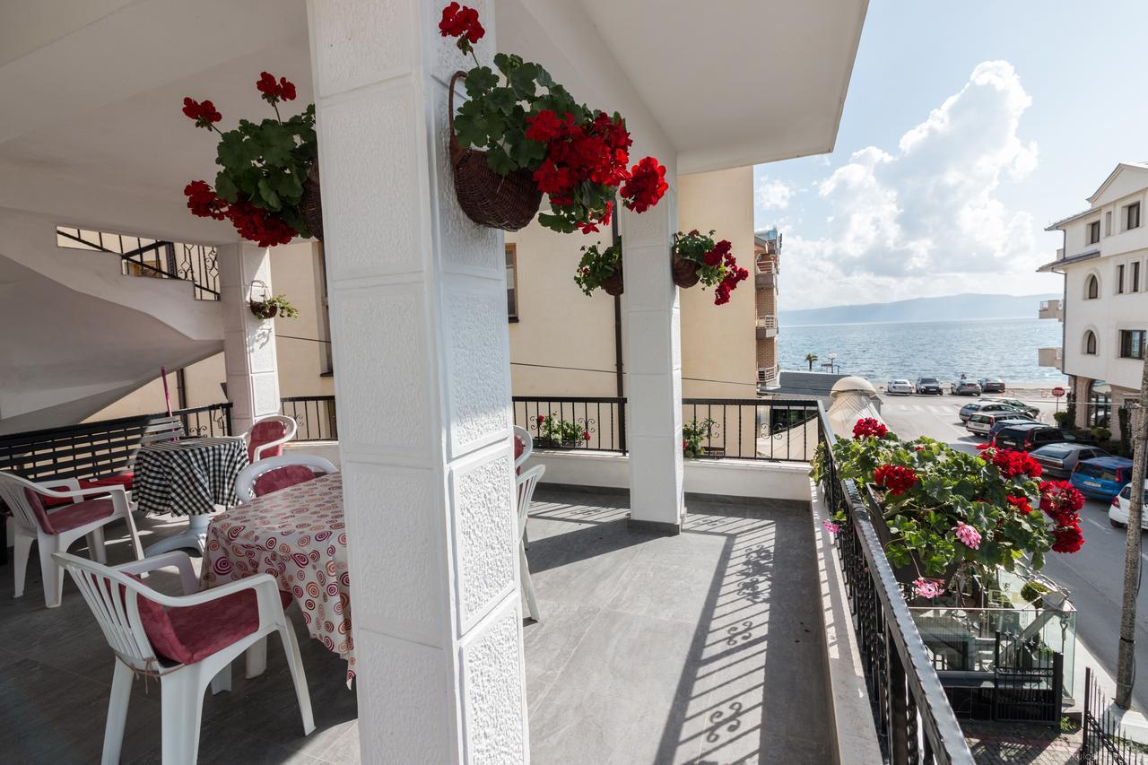 Villa Dudan LakeView Ohrid Bagian luar foto